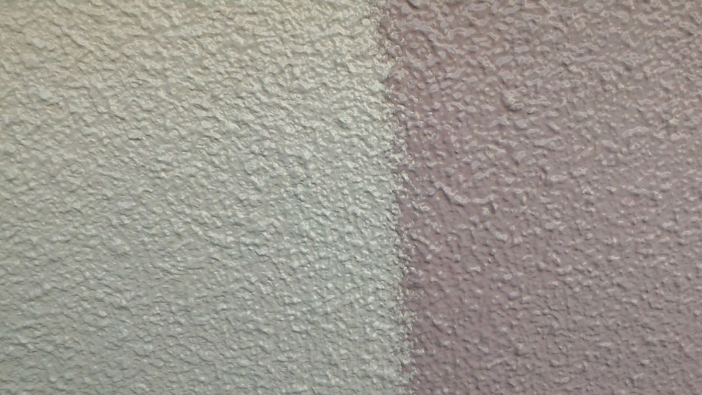 外壁上塗り2回目「色替え工法」